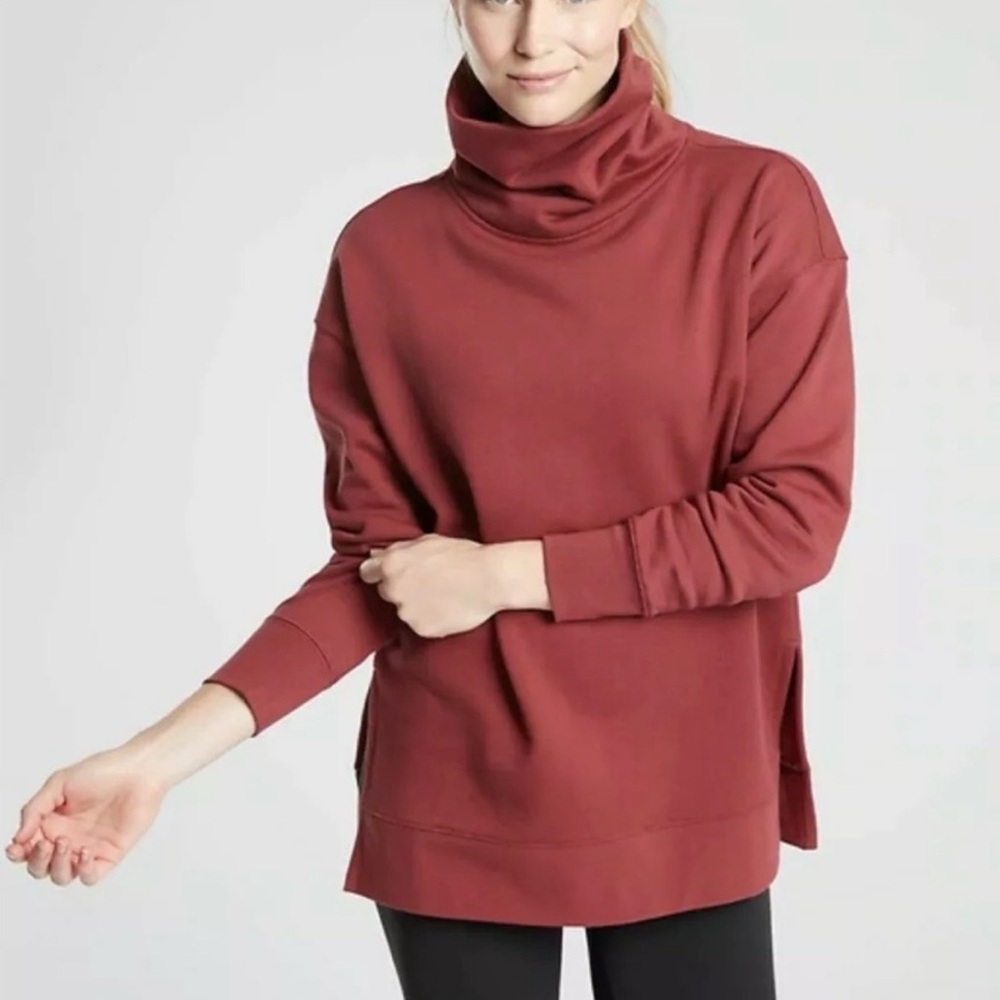 Athleta Maroon funnel neck Pullover Sweatshirt. Size S